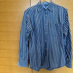 Men's button down Bugatchi shirt. size Large with custom sleeve length